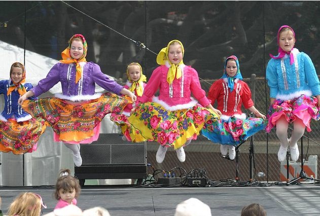 russian dancers