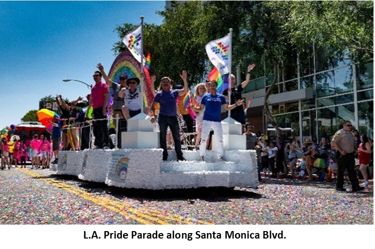 ES - LA Pride Parade with Caption